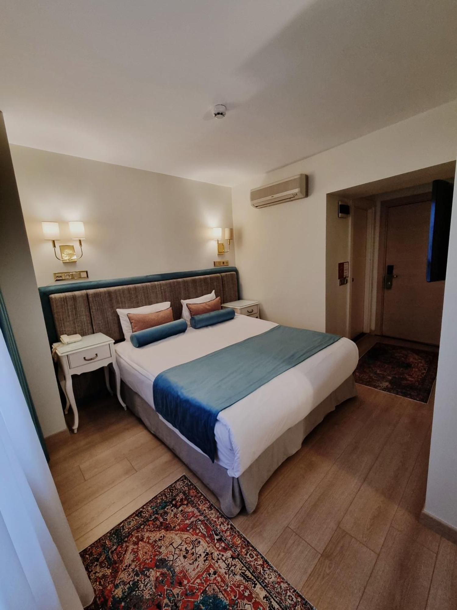 Taximtown Hotel Istanbul Exterior photo