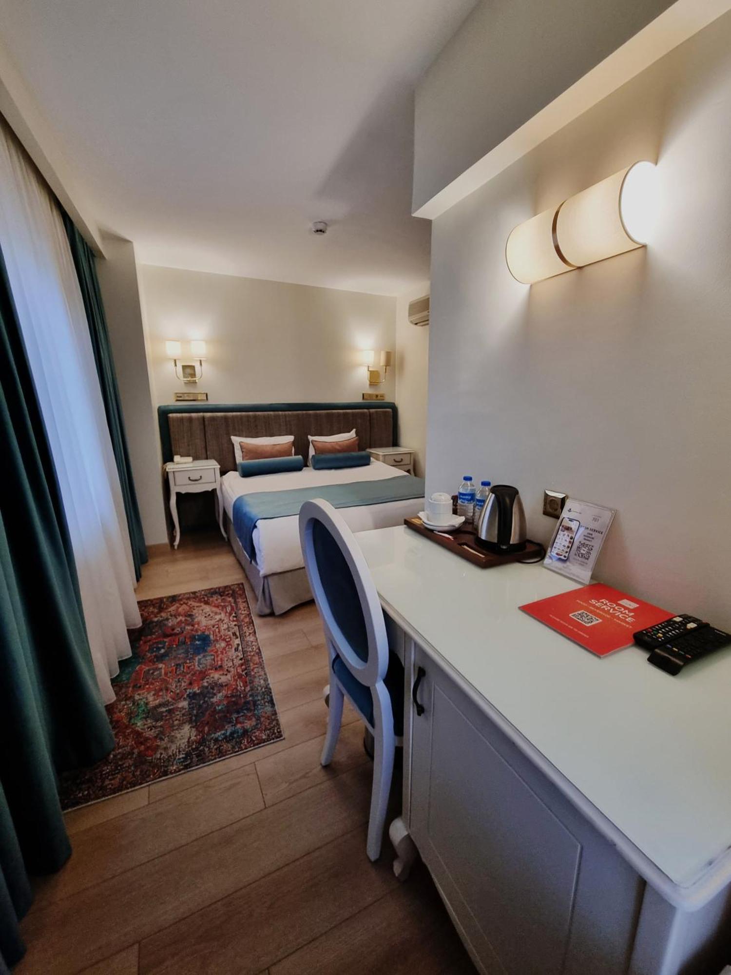 Taximtown Hotel Istanbul Exterior photo